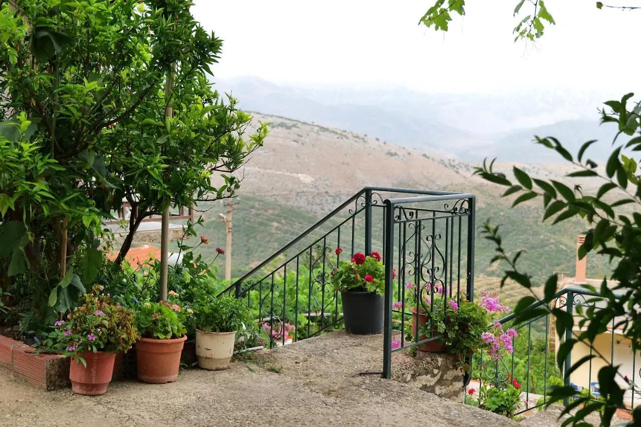 Guesthouse Panorama Nivice Saranda 0*,