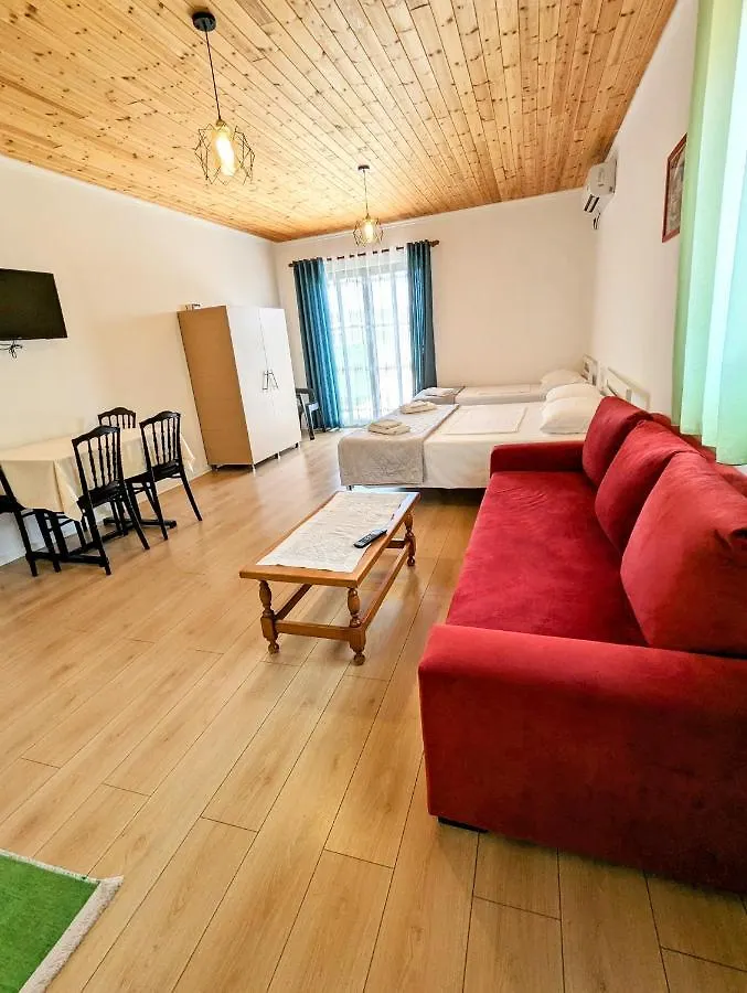 Guesthouse Panorama Nivice Saranda 0*,