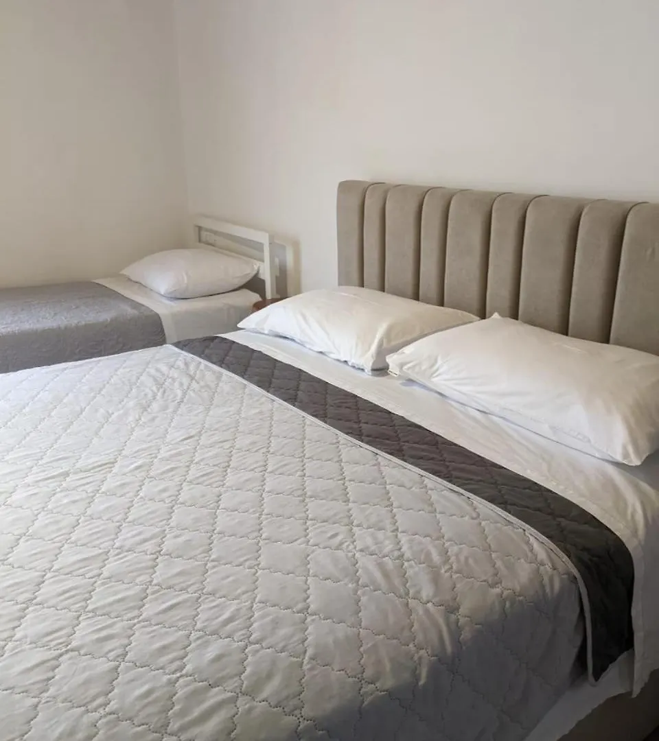Guesthouse Panorama Nivice Sarandë アルバニア