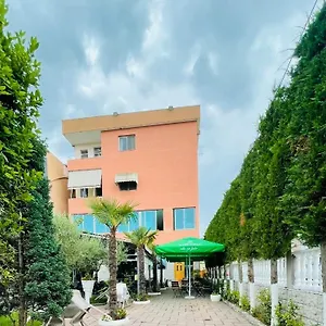 Bajovah & Restaurant Apartament Tirana